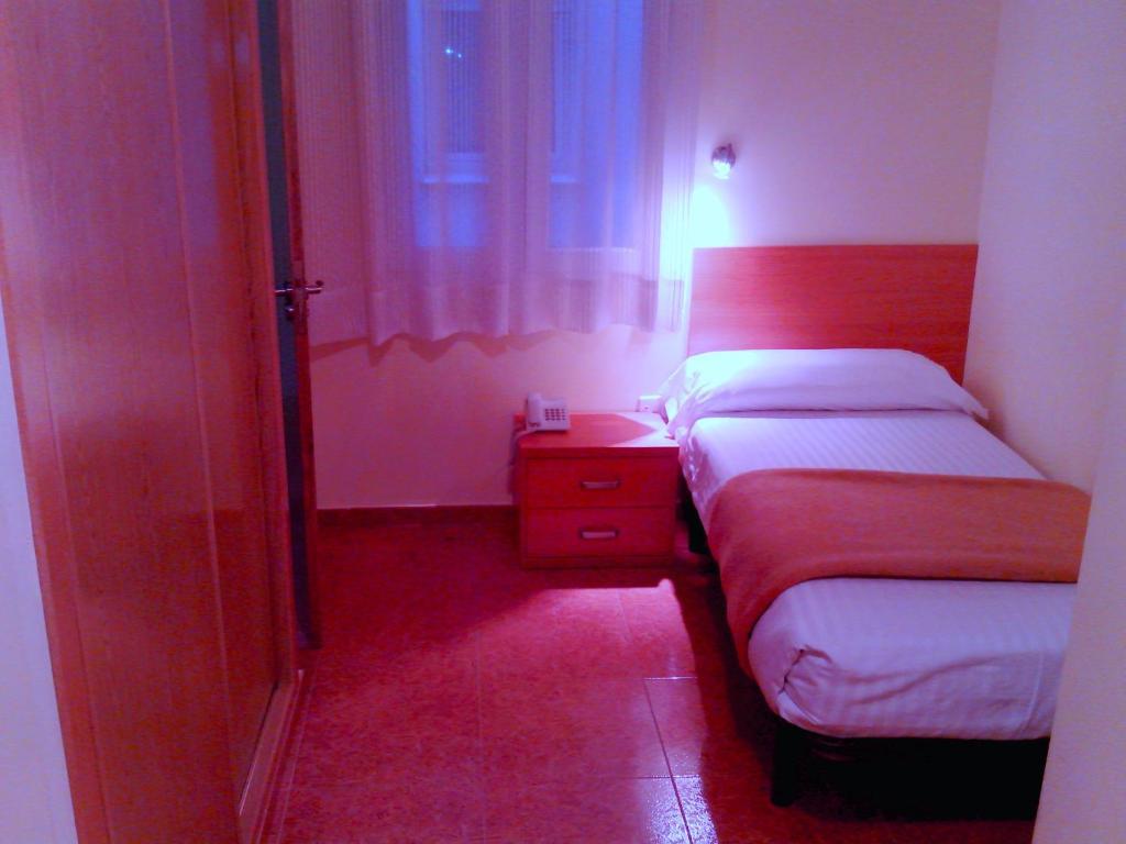 Hotel Rc Ramon Y Cajal 쿠엥카 객실 사진